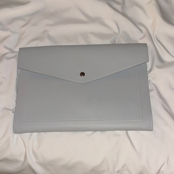 Glass Ladder & Co Elegant Gray Portfolio Clutch - Picture 1 of 4